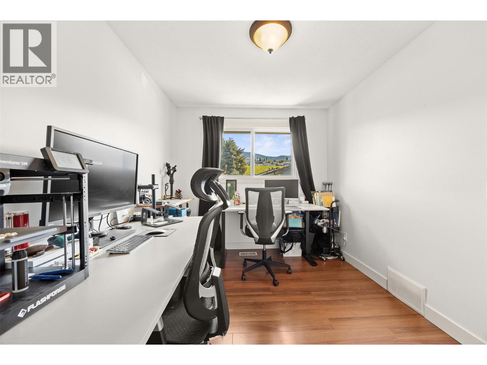 563 Hemlock Road, Kelowna, British Columbia  V1X 4W8 - Photo 18 - 10384558