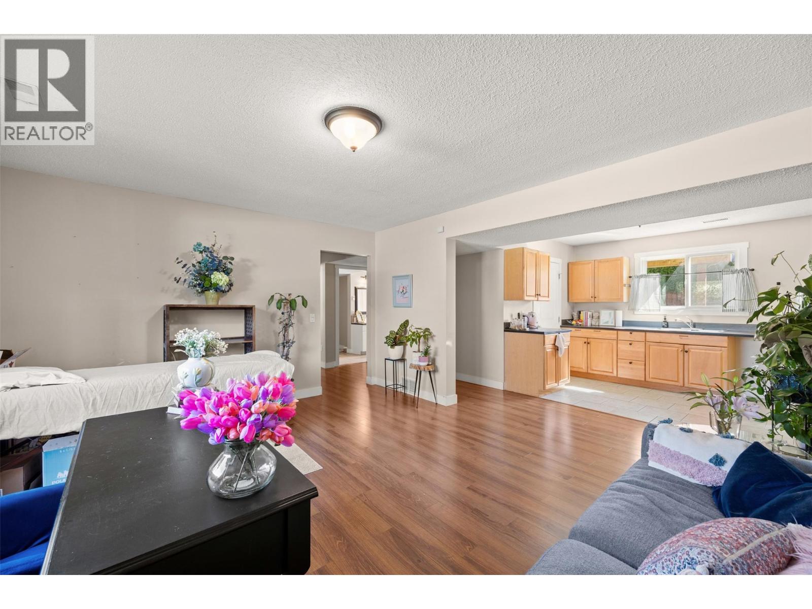 563 Hemlock Road, Kelowna, British Columbia  V1X 4W8 - Photo 29 - 10384558