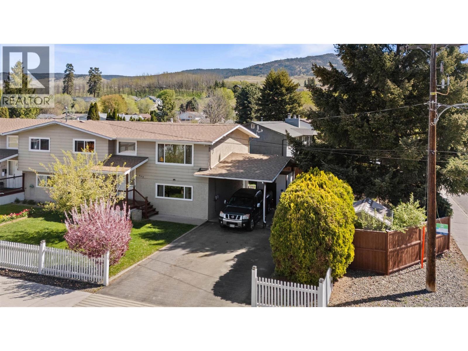 563 Hemlock Road, Kelowna, British Columbia  V1X 4W8 - Photo 5 - 10384558