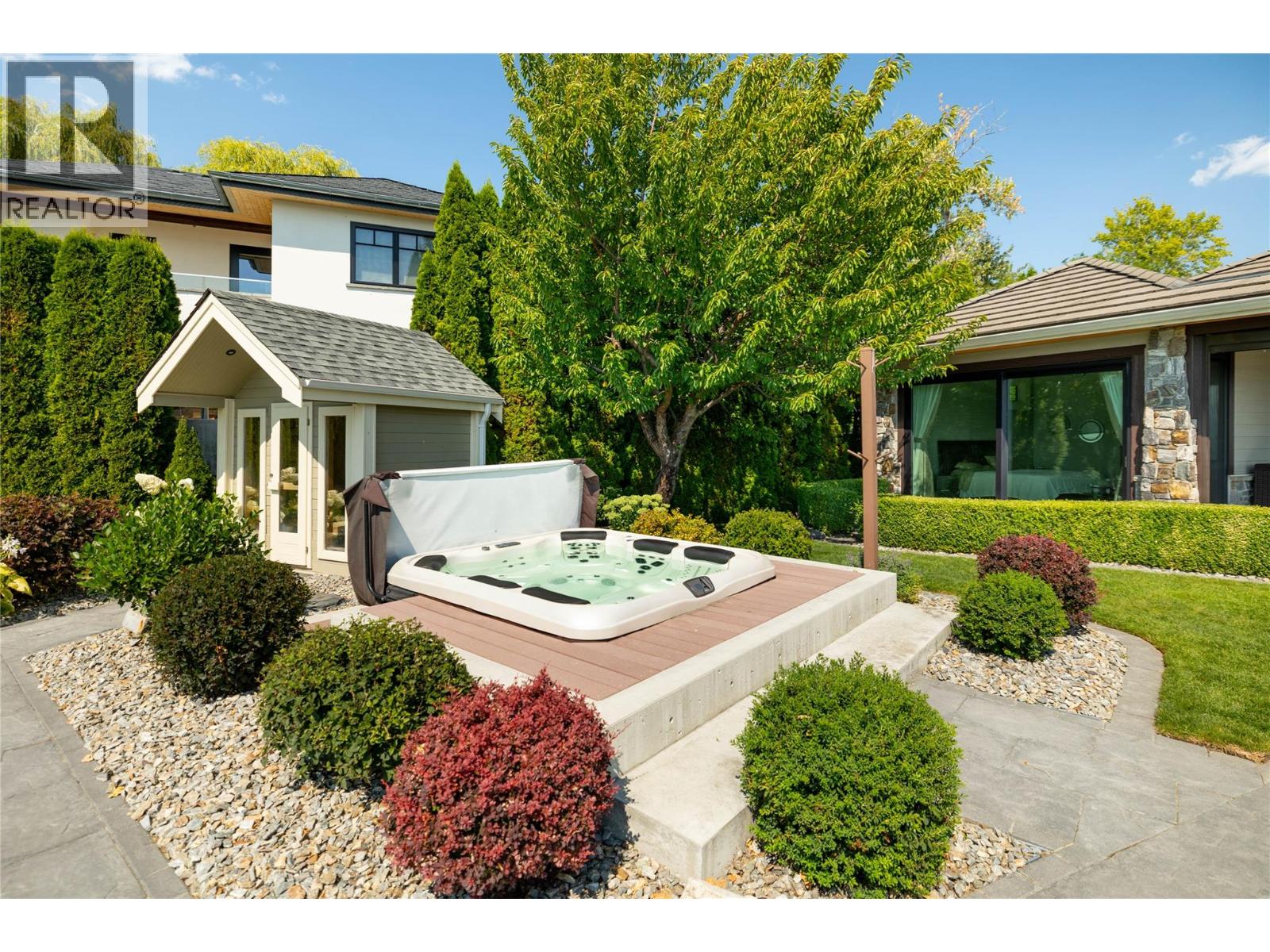 3908 Bluebird Road, Kelowna, British Columbia  V1W 1X6 - Photo 49 - 10383006
