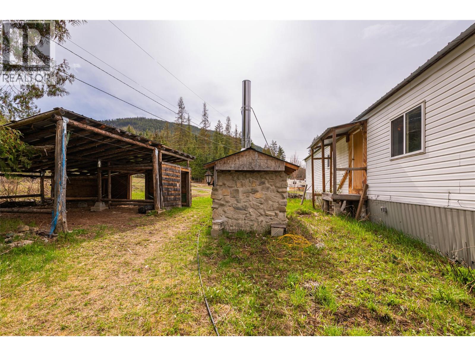 420 Macleod Street, Kitchener, British Columbia  V0B 1W1 - Photo 18 - 10384921