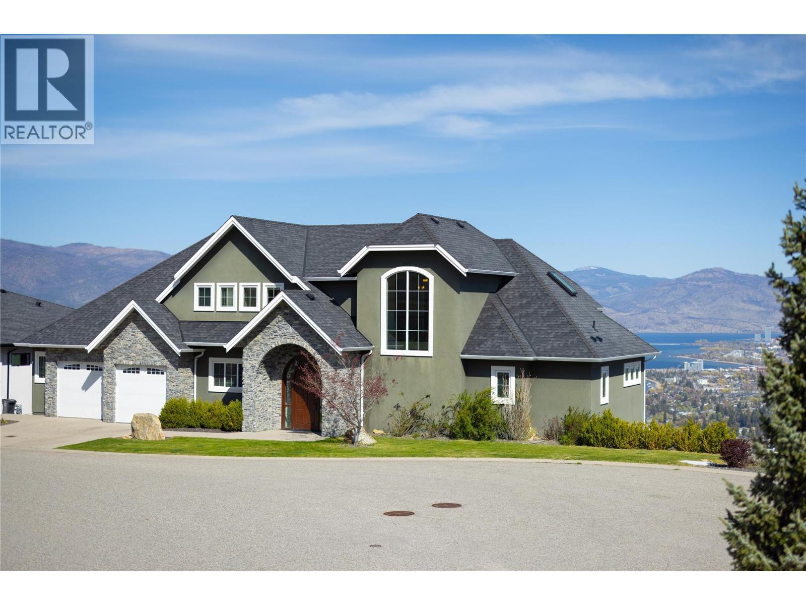 1010 Lamont Court, kelowna, British Columbia