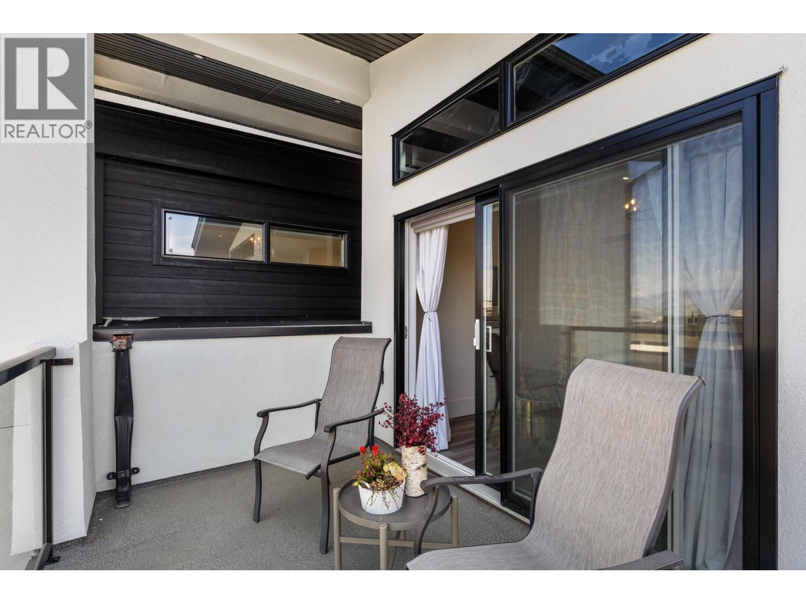 683 Deans Drive, Kelowna, British Columbia  V1P 1A1 - Photo 34 - 10381540