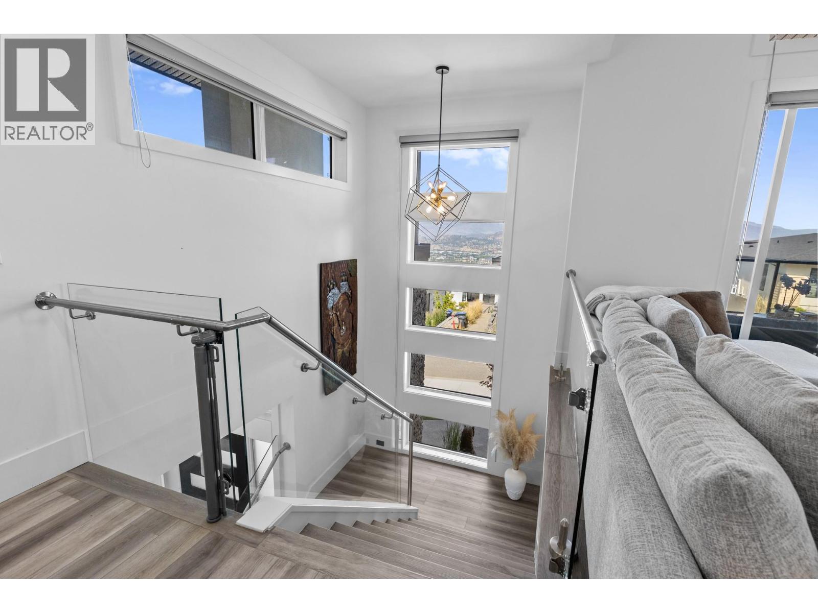683 Deans Drive, Kelowna, British Columbia  V1P 1A1 - Photo 4 - 10381540