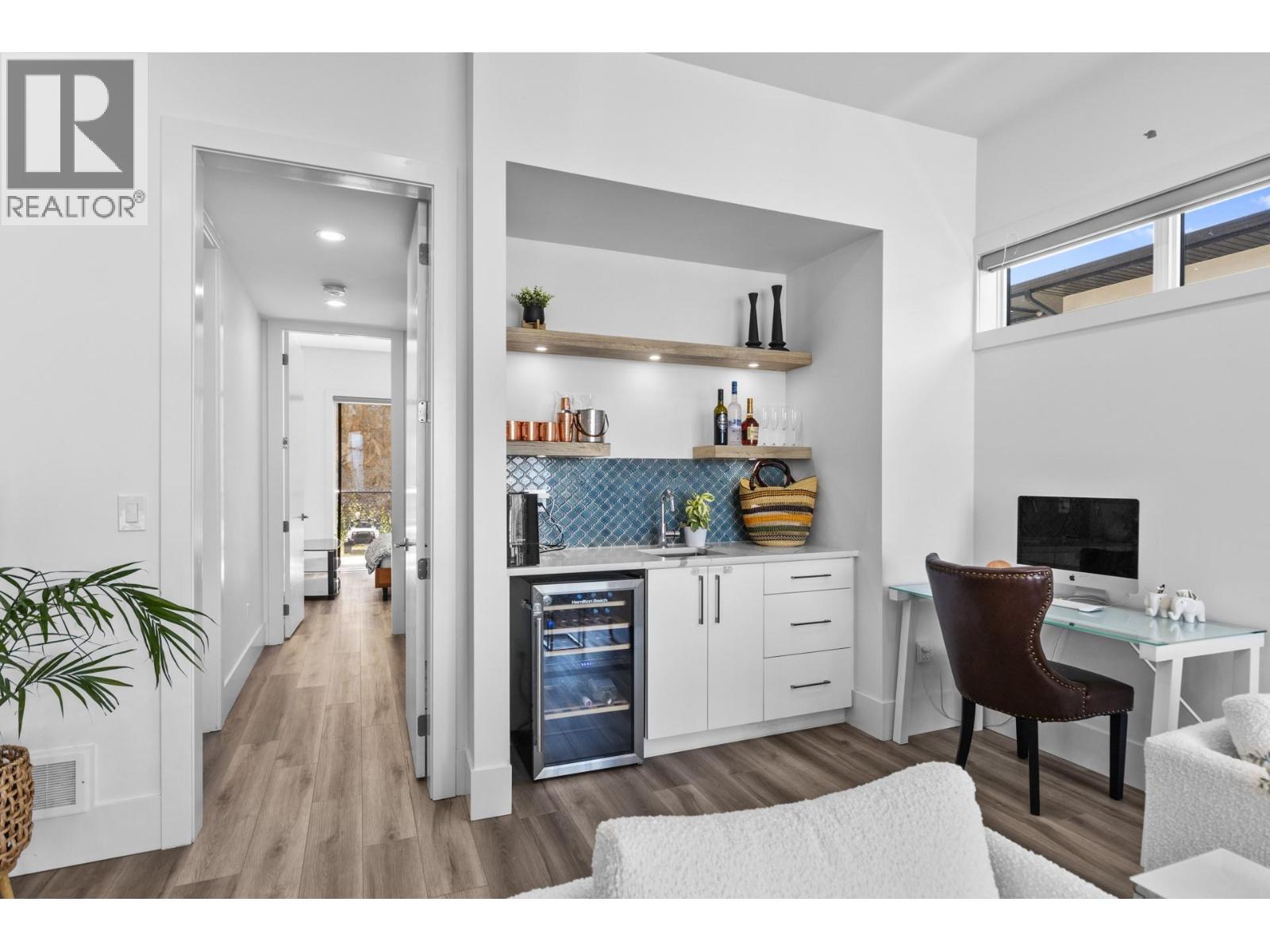 683 Deans Drive, Kelowna, British Columbia  V1P 1A1 - Photo 48 - 10381540