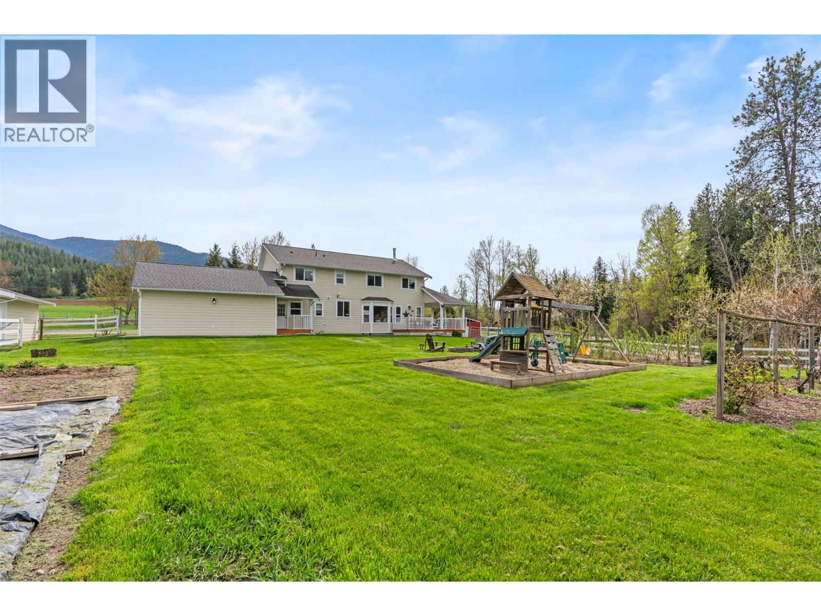 1375 Mountain View Road, Spallumcheen, British Columbia  V4Y 0S4 - Photo 47 - 10384941