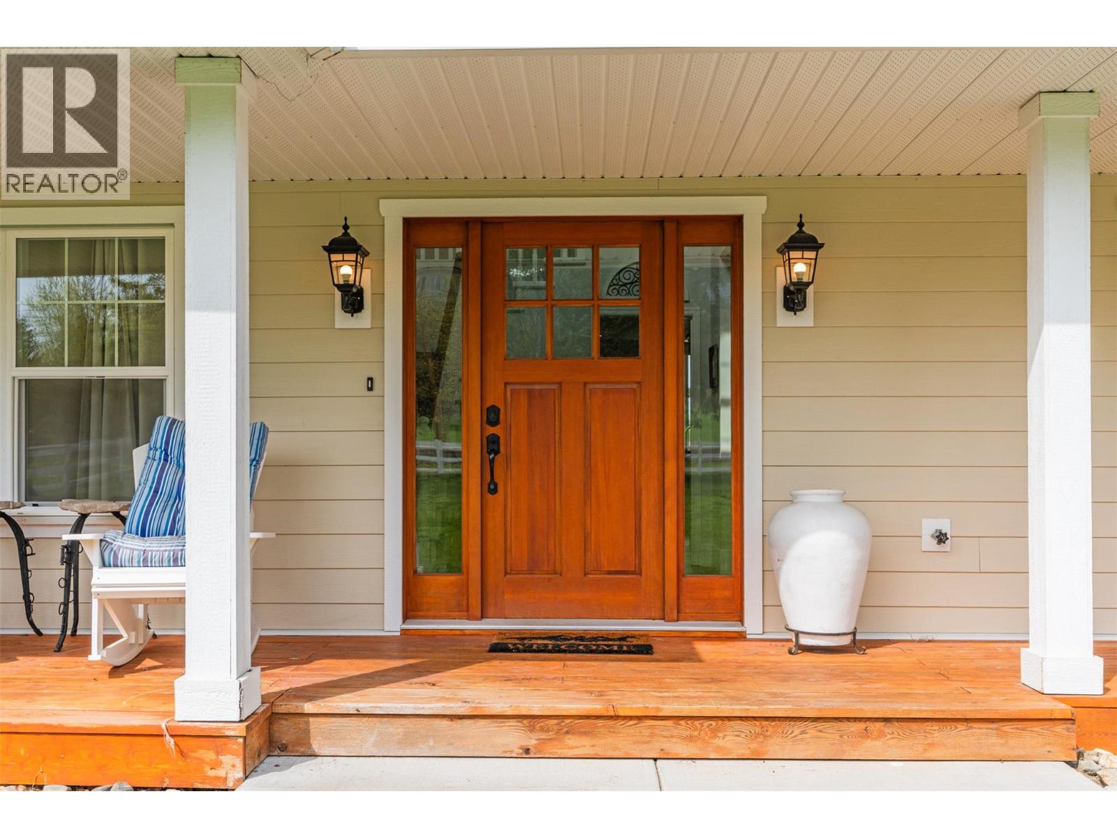 1375 Mountain View Road, Spallumcheen, British Columbia  V4Y 0S4 - Photo 6 - 10384941