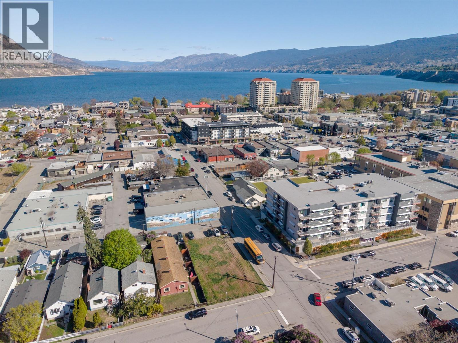 303 Nanaimo Avenue W, Penticton, British Columbia  V2A 1N8 - Photo 10 - 10385007