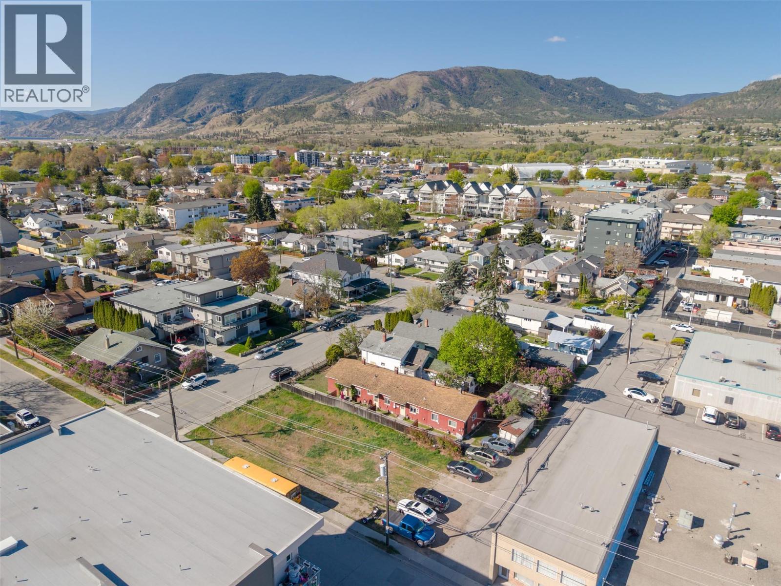 303 Nanaimo Avenue W, Penticton, British Columbia  V2A 1N8 - Photo 6 - 10385007