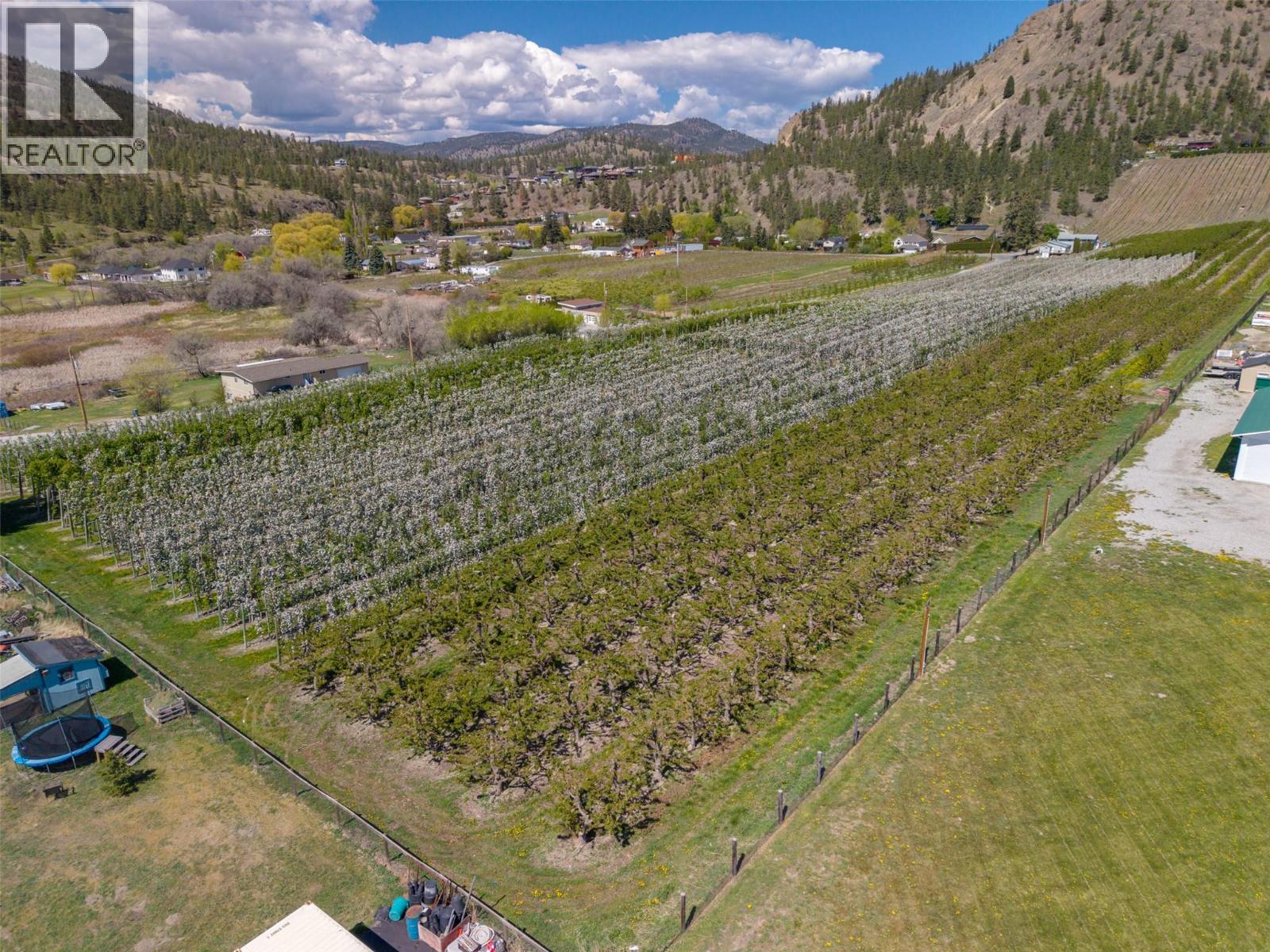 5803 Lewes Avenue, Summerland, British Columbia  V0H 1Z2 - Photo 11 - 10384822