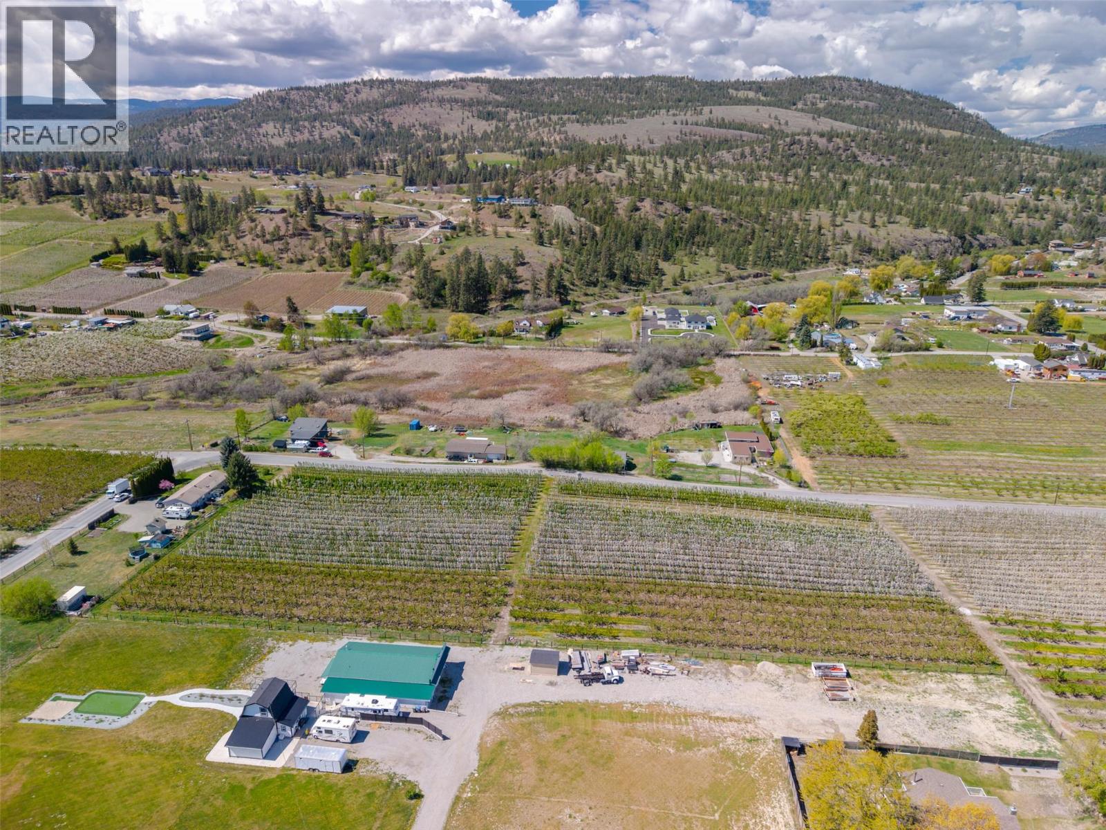 5803 Lewes Avenue, Summerland, British Columbia  V0H 1Z2 - Photo 2 - 10384822