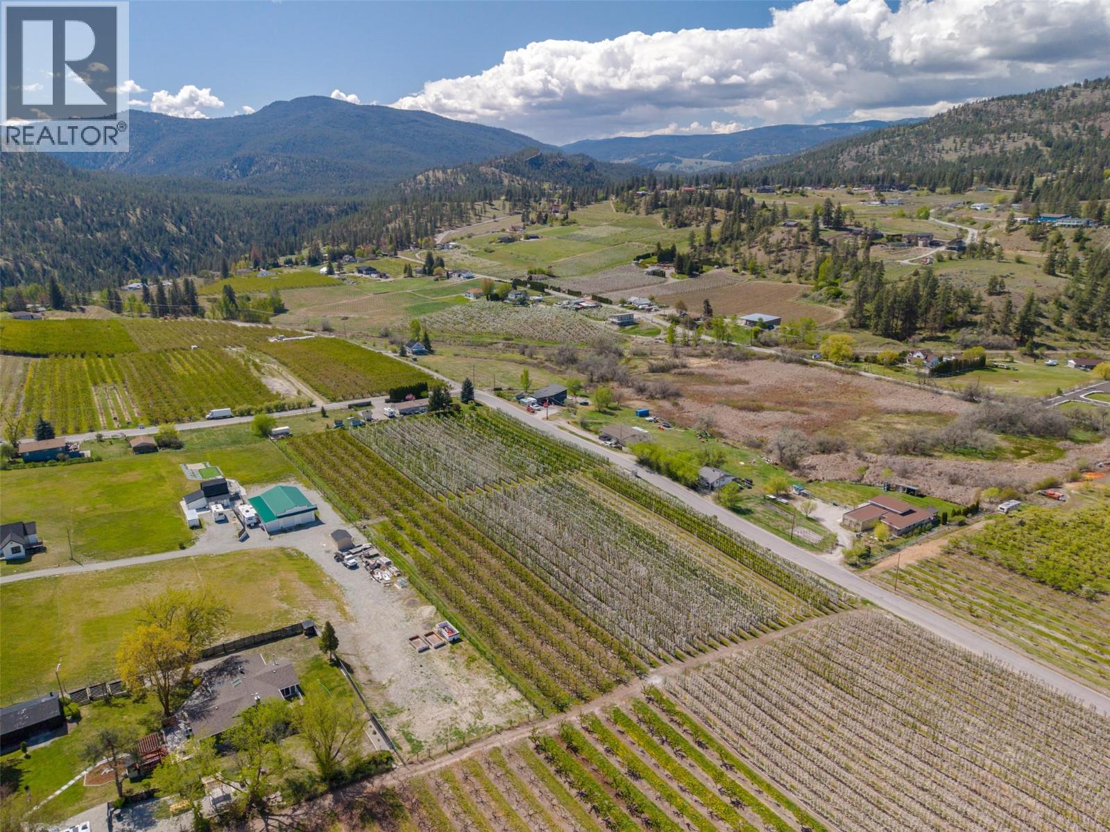 5803 Lewes Avenue, Summerland, British Columbia  V0H 1Z2 - Photo 4 - 10384822