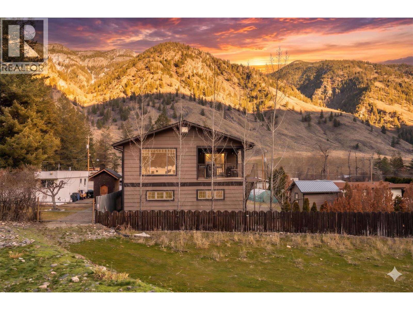 1436 Main Street, Keremeos, British Columbia  V0X 1N6 - Photo 13 - 10385009