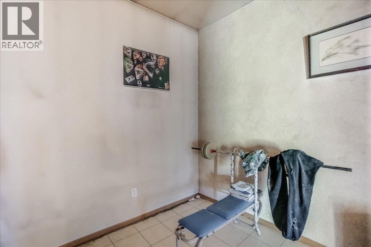 7465 Broadwater Road, Castlegar, British Columbia  V1N 4V8 - Photo 27 - 10384692