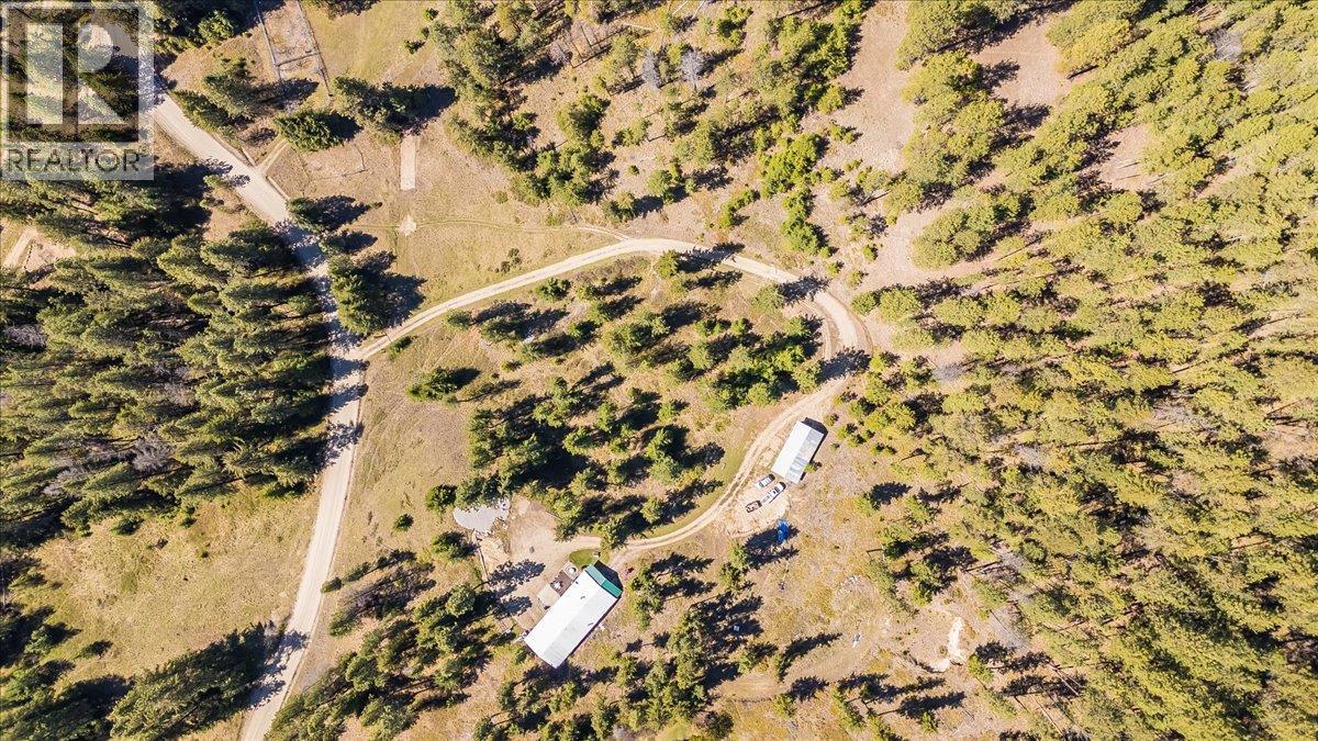 7465 Broadwater Road, Castlegar, British Columbia  V1N 4V8 - Photo 5 - 10384692
