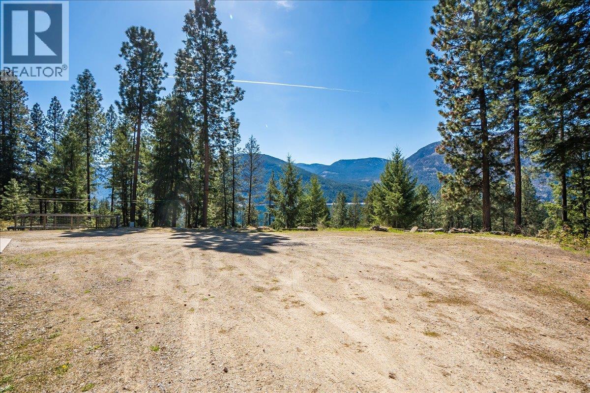 7465 Broadwater Road, Castlegar, British Columbia  V1N 4V8 - Photo 53 - 10384692