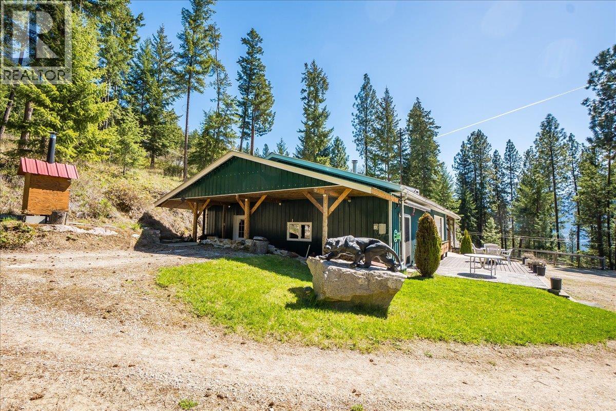7465 Broadwater Road, Castlegar, British Columbia  V1N 4V8 - Photo 59 - 10384692