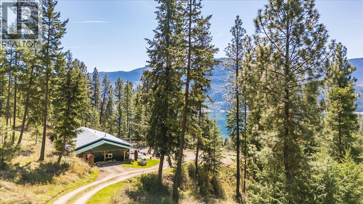 7465 Broadwater Road, Castlegar, British Columbia  V1N 4V8 - Photo 79 - 10384692