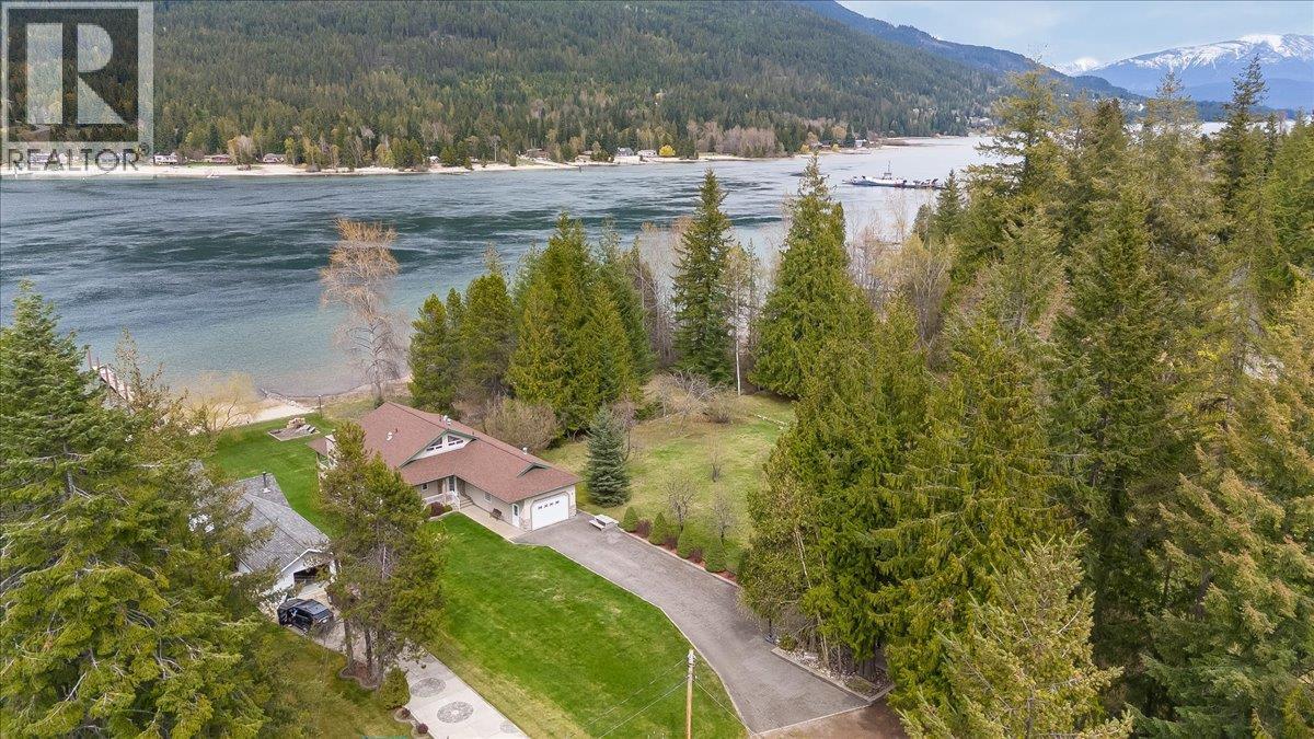 664 Ainslie Road, Harrop, British Columbia  V1L 6P6 - Photo 12 - 10384831