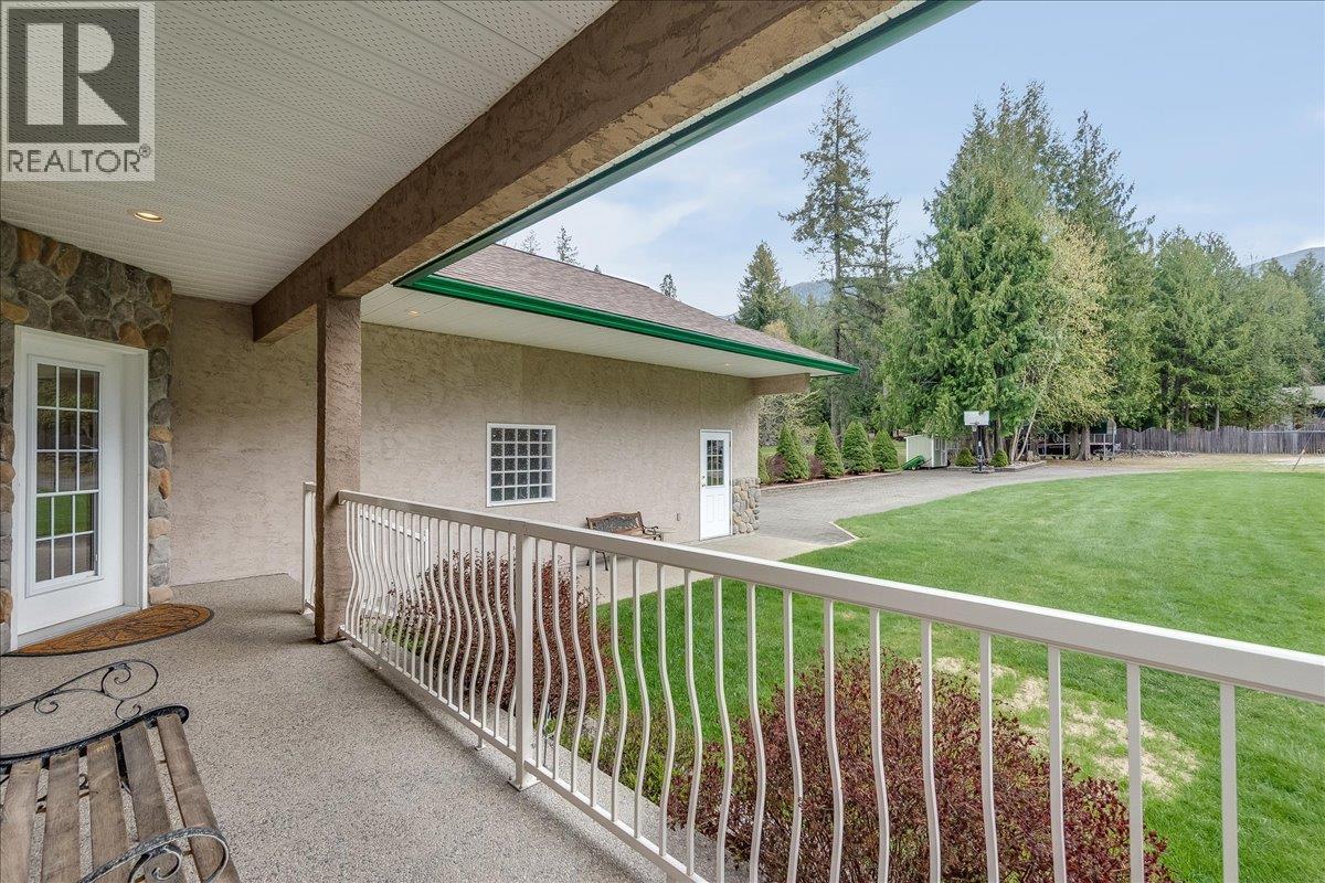 664 Ainslie Road, Harrop, British Columbia  V1L 6P6 - Photo 41 - 10384831