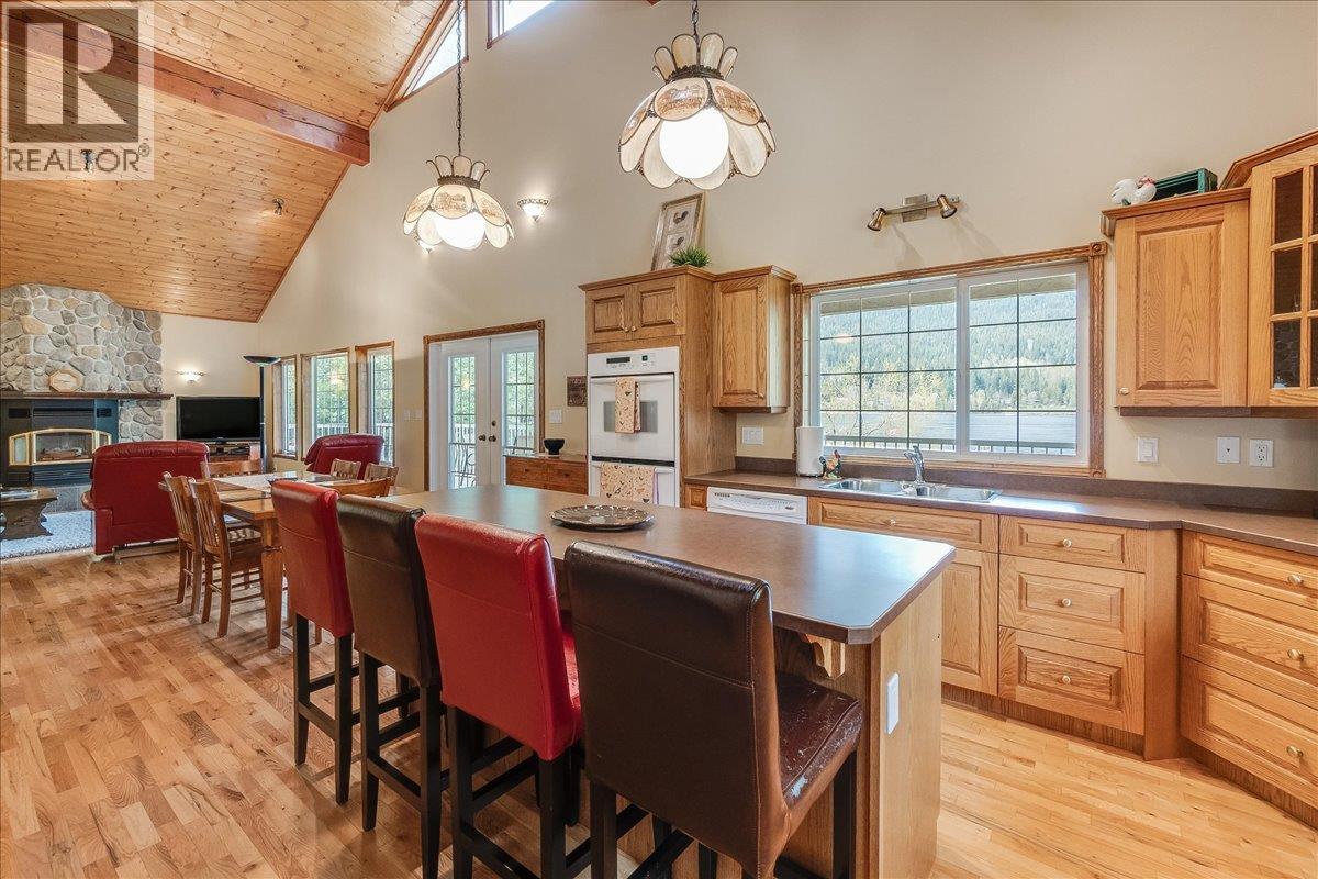 664 Ainslie Road, Harrop, British Columbia  V1L 6P6 - Photo 48 - 10384831