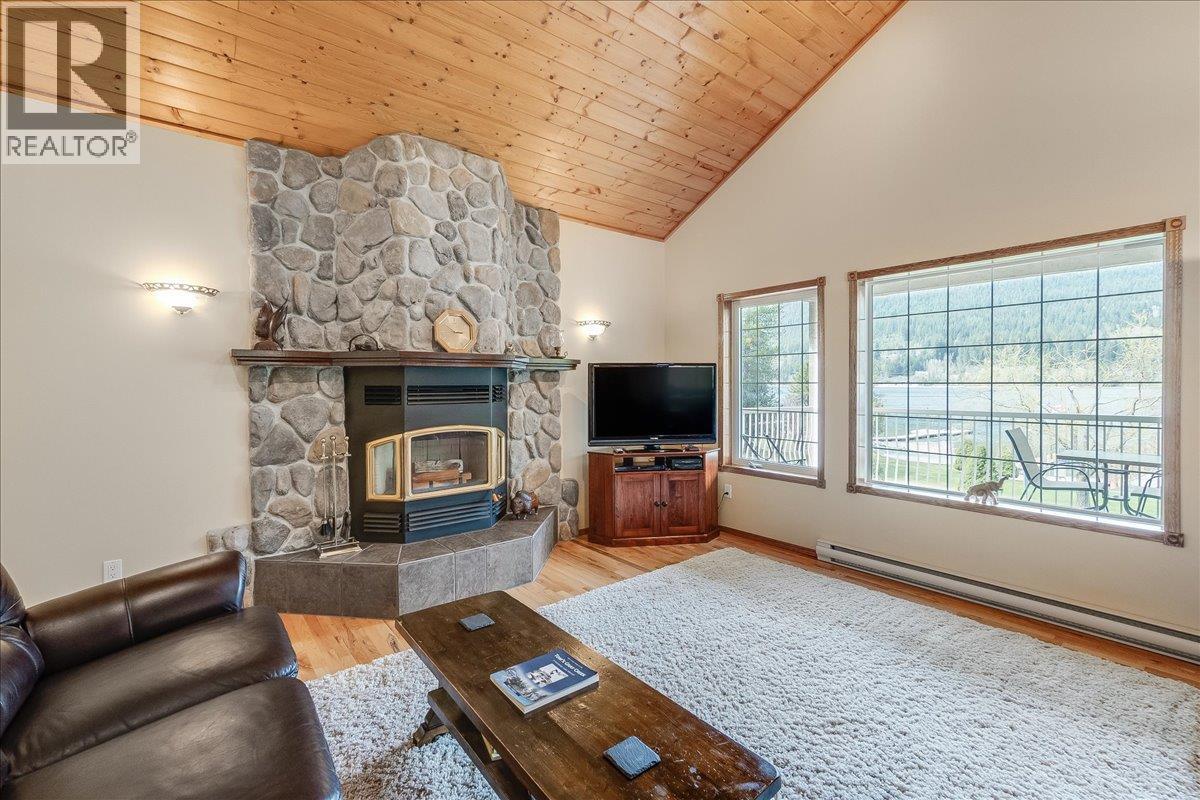 664 Ainslie Road, Harrop, British Columbia  V1L 6P6 - Photo 55 - 10384831