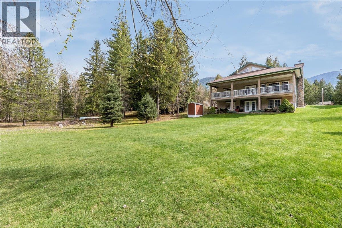 664 Ainslie Road, Harrop, British Columbia  V1L 6P6 - Photo 6 - 10384831