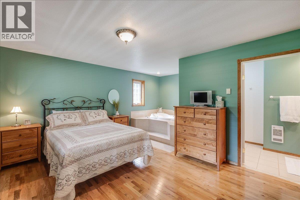 664 Ainslie Road, Harrop, British Columbia  V1L 6P6 - Photo 69 - 10384831