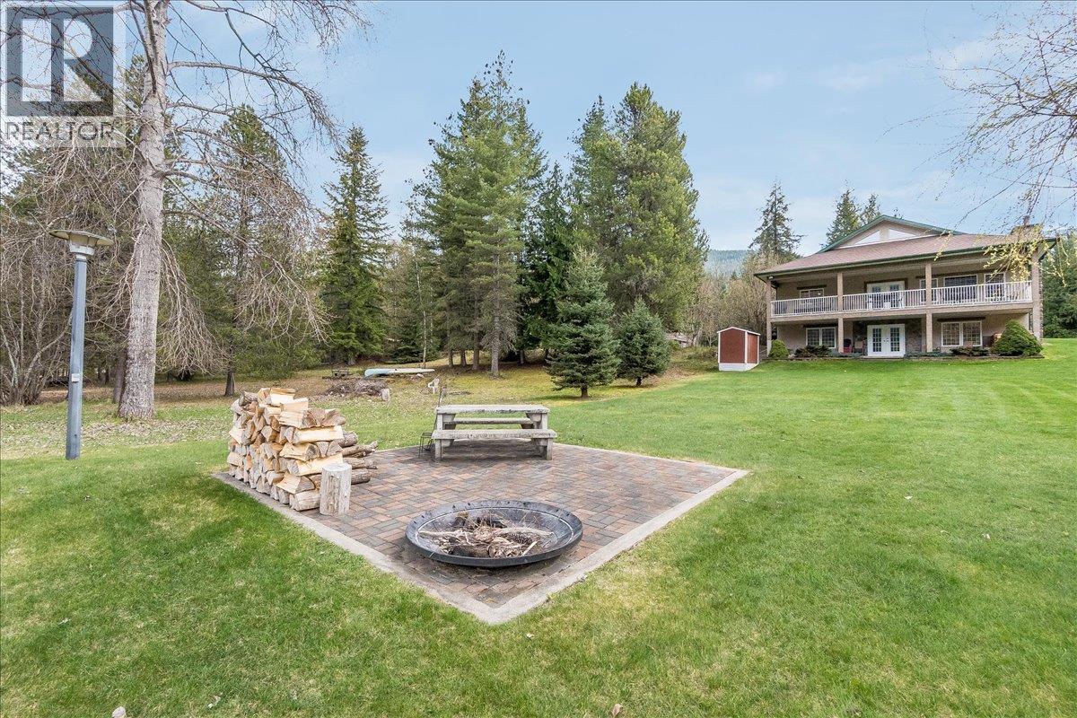 664 Ainslie Road, Harrop, British Columbia  V1L 6P6 - Photo 7 - 10384831