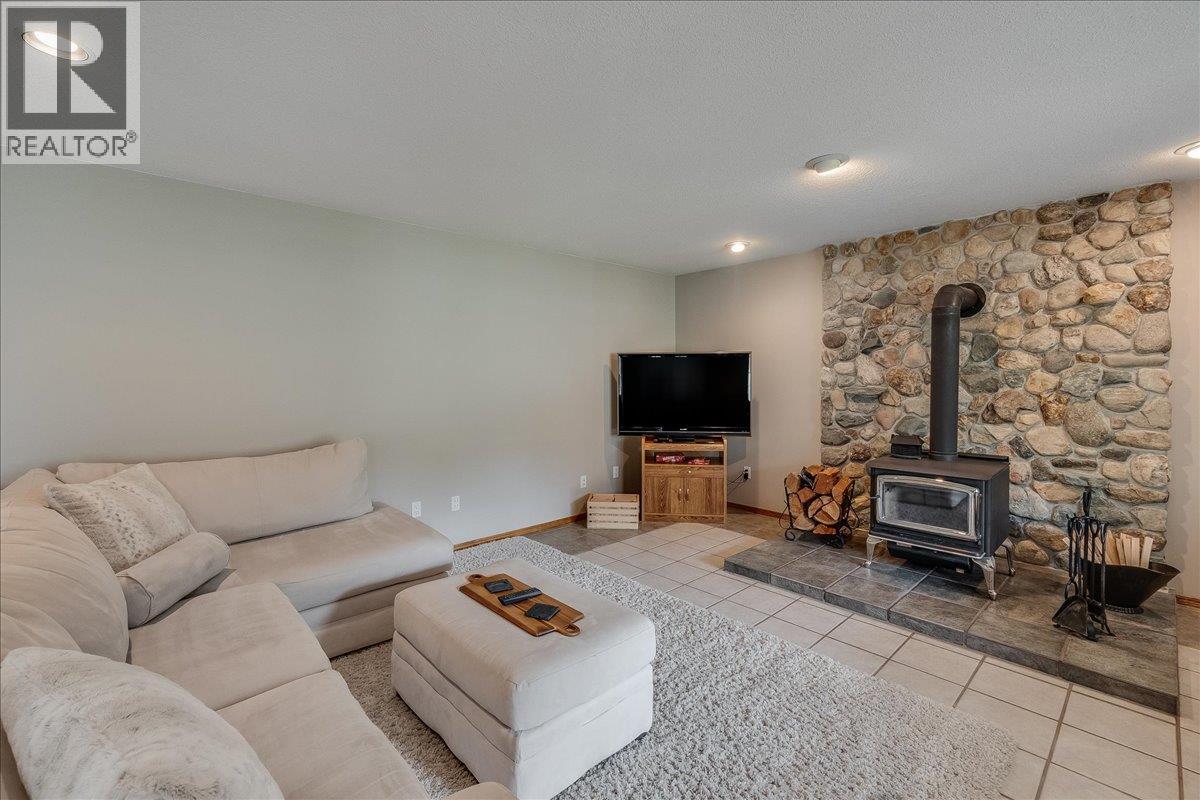 664 Ainslie Road, Harrop, British Columbia  V1L 6P6 - Photo 78 - 10384831