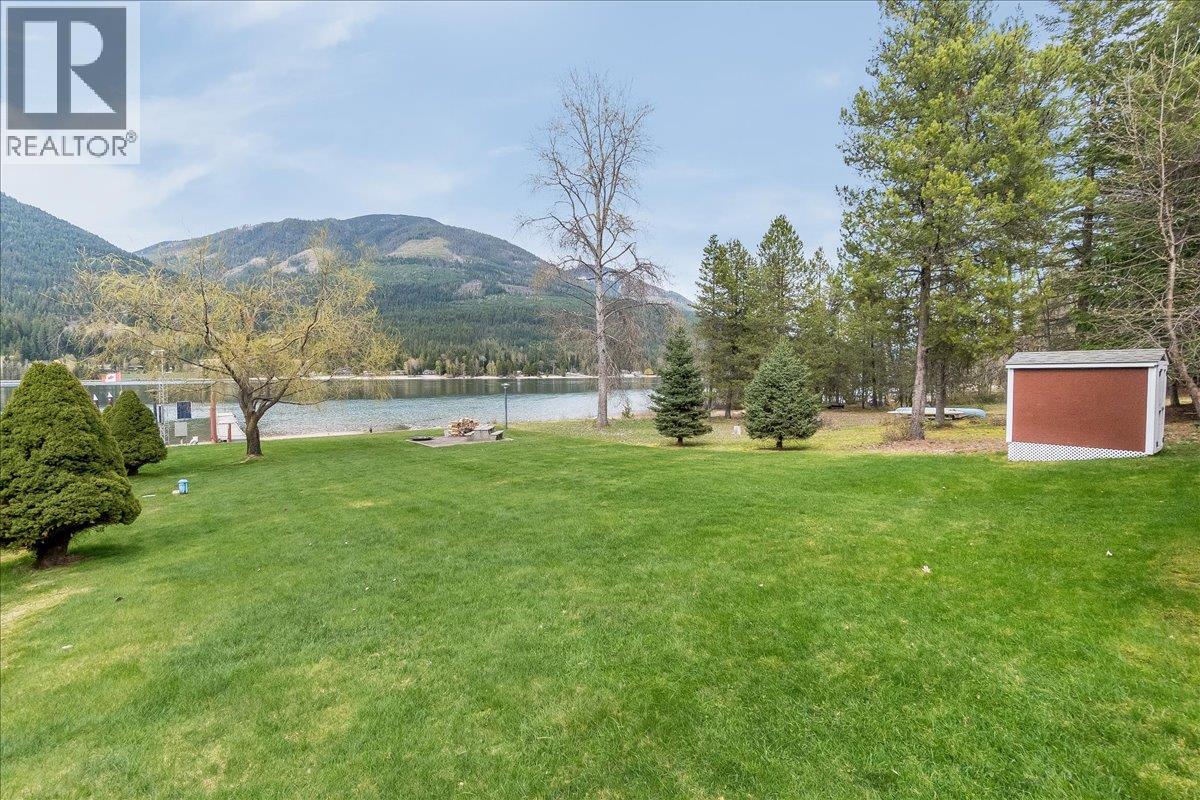 664 Ainslie Road, Harrop, British Columbia  V1L 6P6 - Photo 8 - 10384831