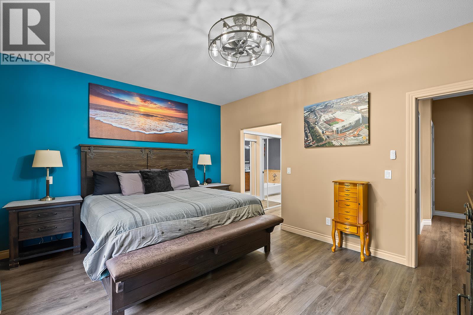 2302 Country Club Drive, Kelowna, British Columbia  V1V 2M6 - Photo 16 - 10383758