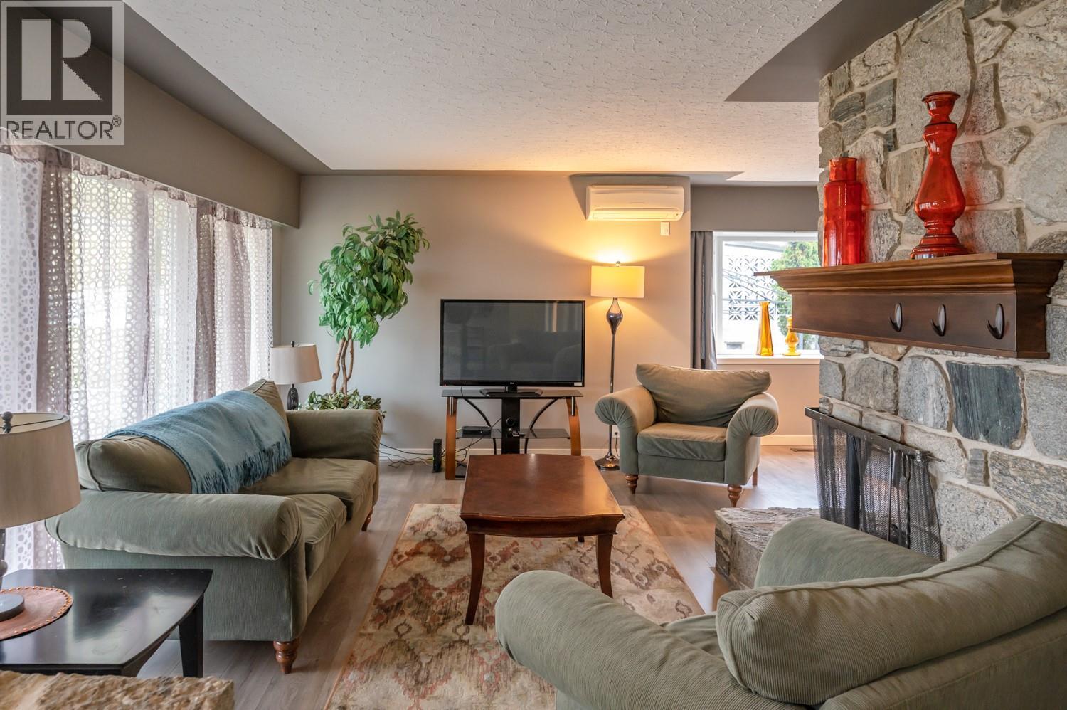 1524 Ridgedale Avenue, Penticton, British Columbia  V2A 2S4 - Photo 3 - 10384866