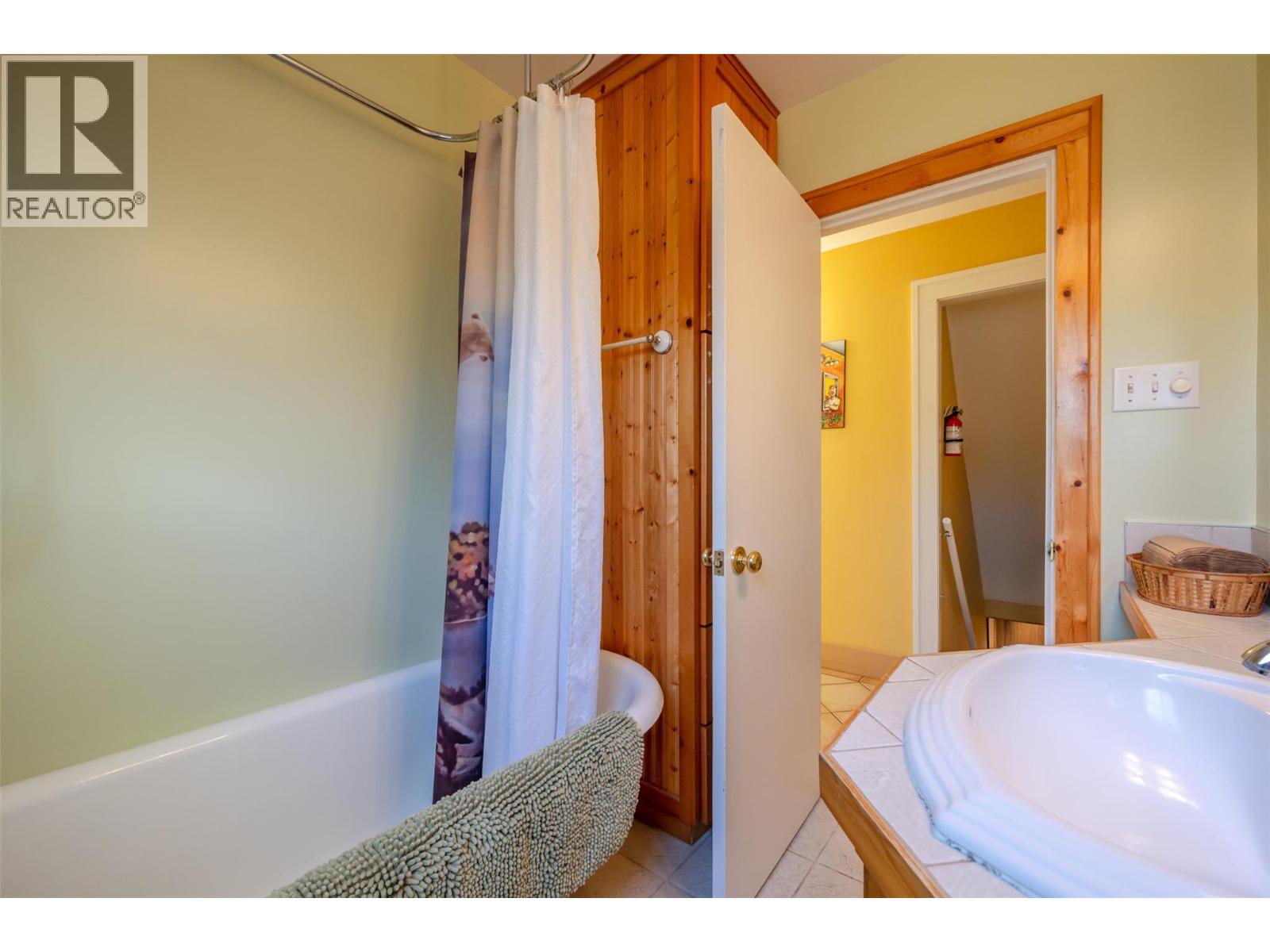 4550 Gulch Road, Naramata, British Columbia  V0H 1N1 - Photo 23 - 10385033