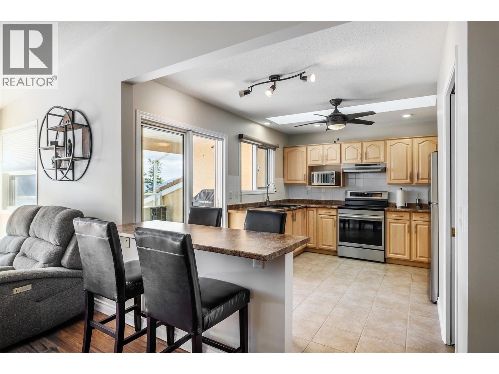 4450 Ponderosa Drive Unit# 204, Peachland, British Columbia  V0H 1X5 - Photo 10 - 10383686