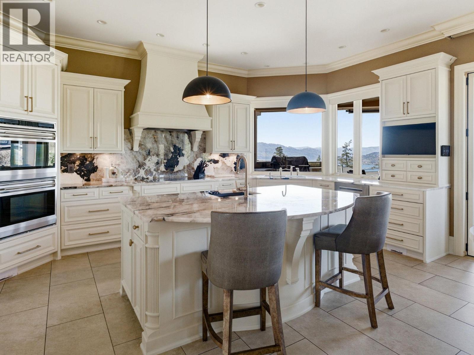 706 Highpointe Court, Kelowna, British Columbia  V1V 2Y3 - Photo 18 - 10384987