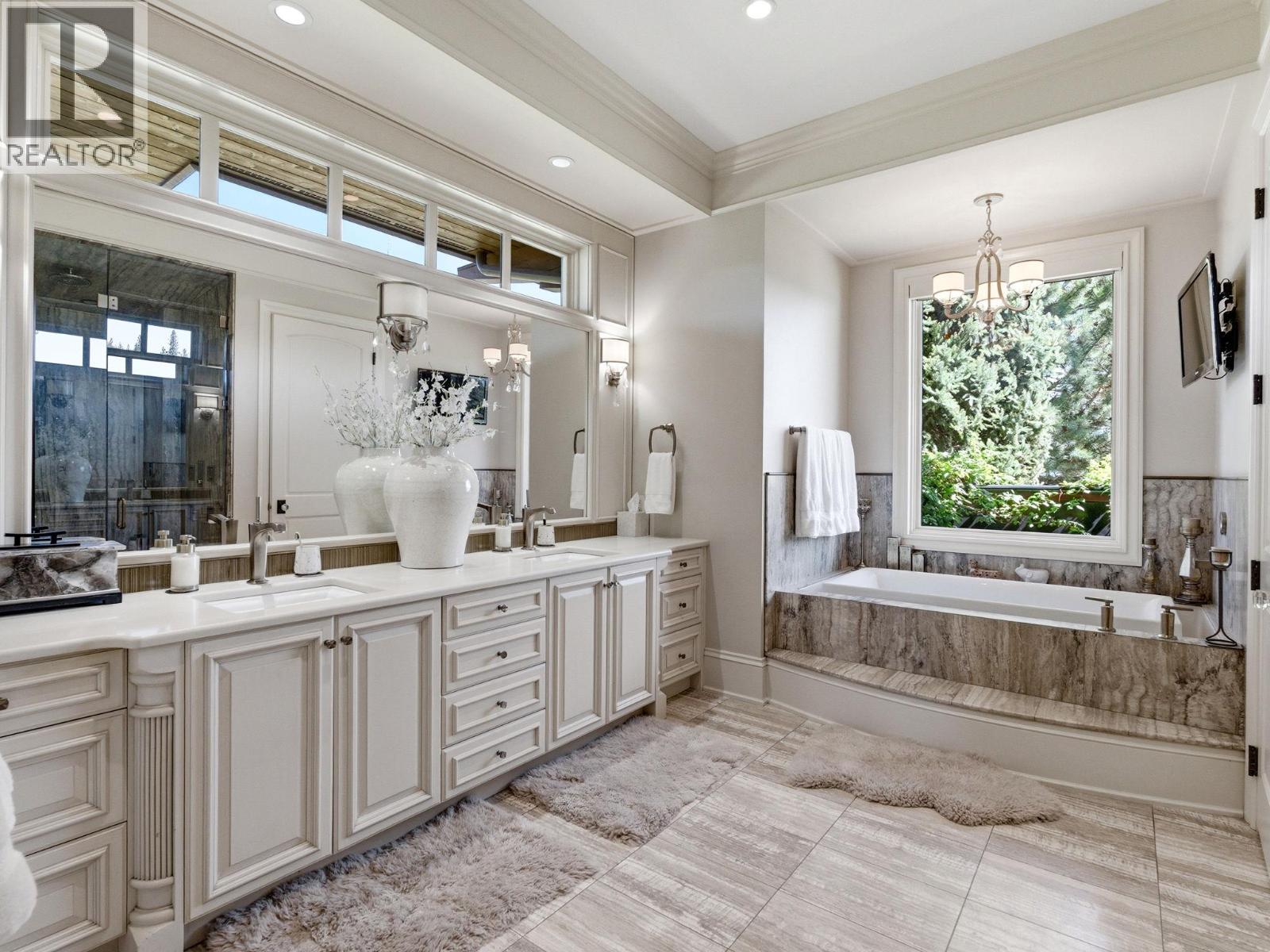 706 Highpointe Court, Kelowna, British Columbia  V1V 2Y3 - Photo 34 - 10384987