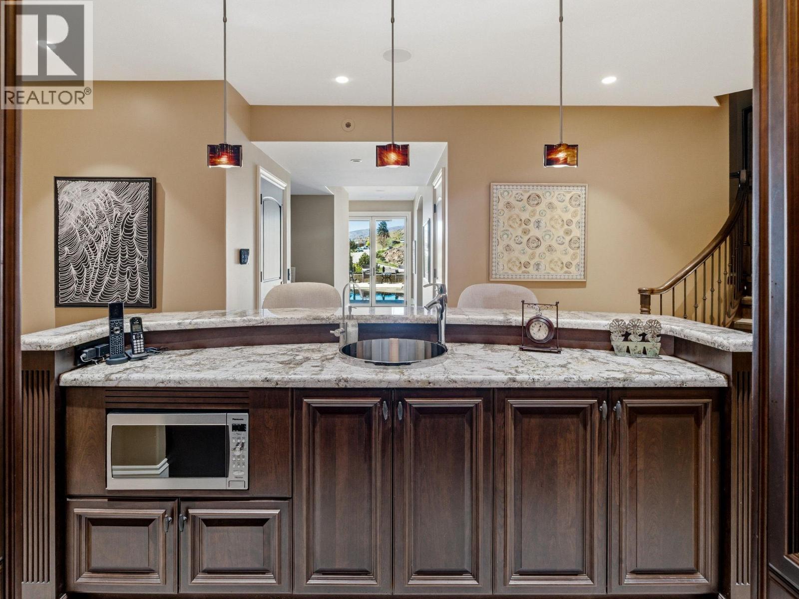 706 Highpointe Court, Kelowna, British Columbia  V1V 2Y3 - Photo 46 - 10384987