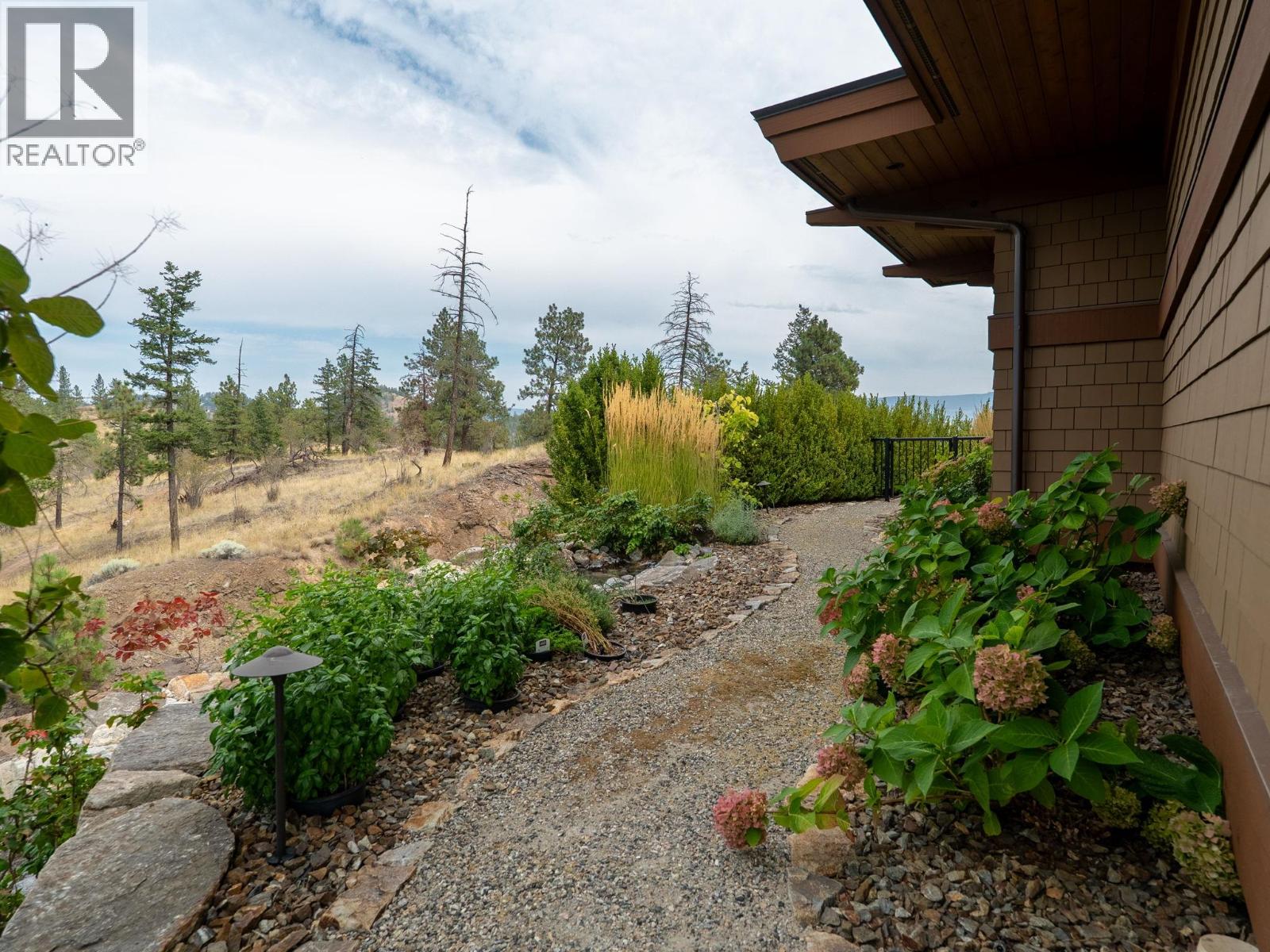 706 Highpointe Court, Kelowna, British Columbia  V1V 2Y3 - Photo 75 - 10384987