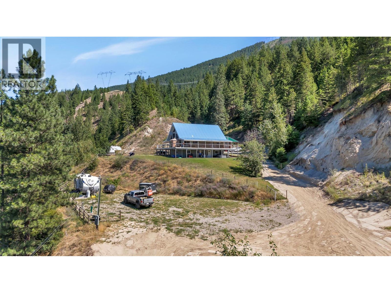 2621 Salmon River Road, Salmon Arm, British Columbia  V1E 3H8 - Photo 10 - 10384739