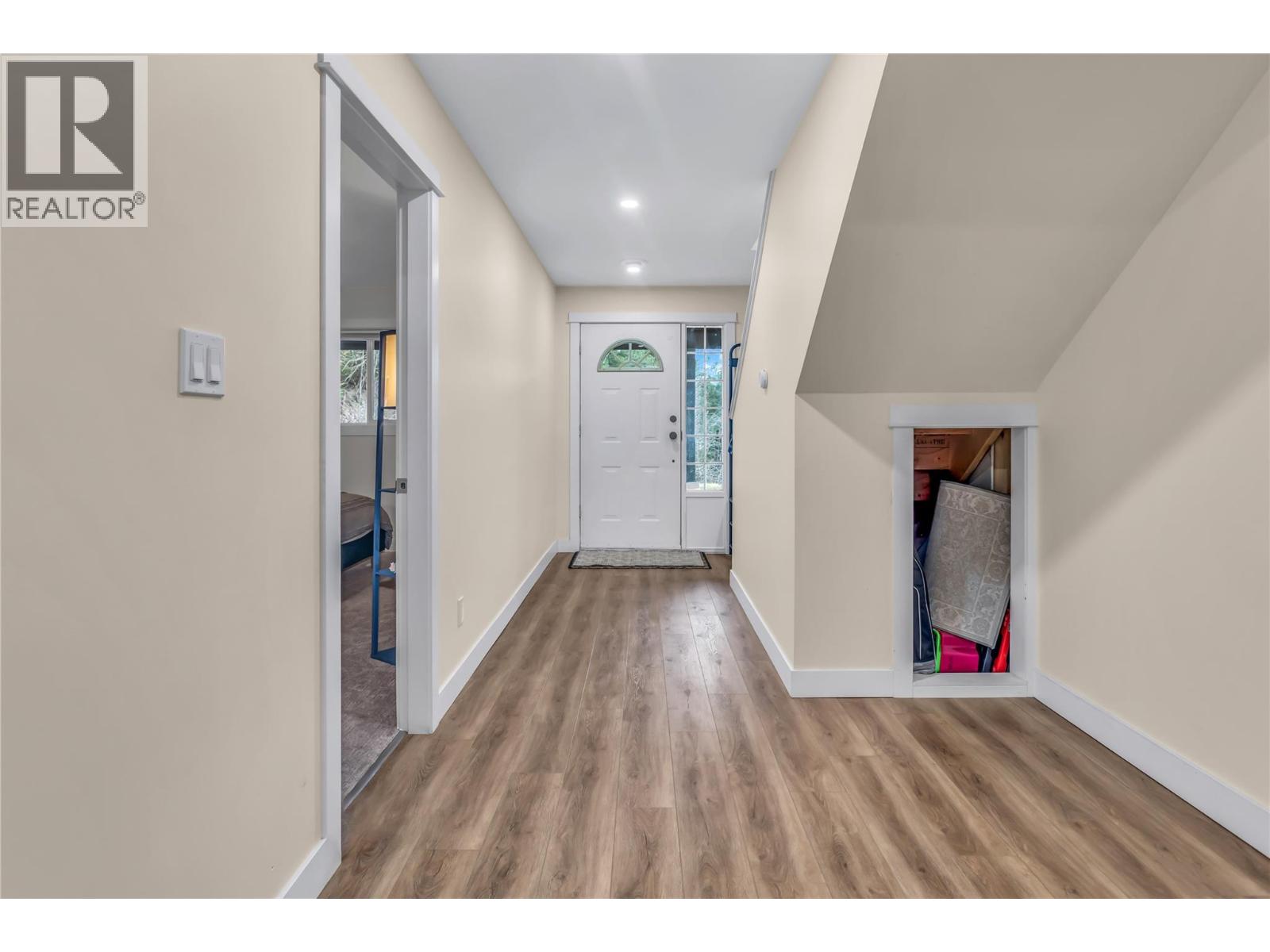 2621 Salmon River Road, Salmon Arm, British Columbia  V1E 3H8 - Photo 40 - 10384739