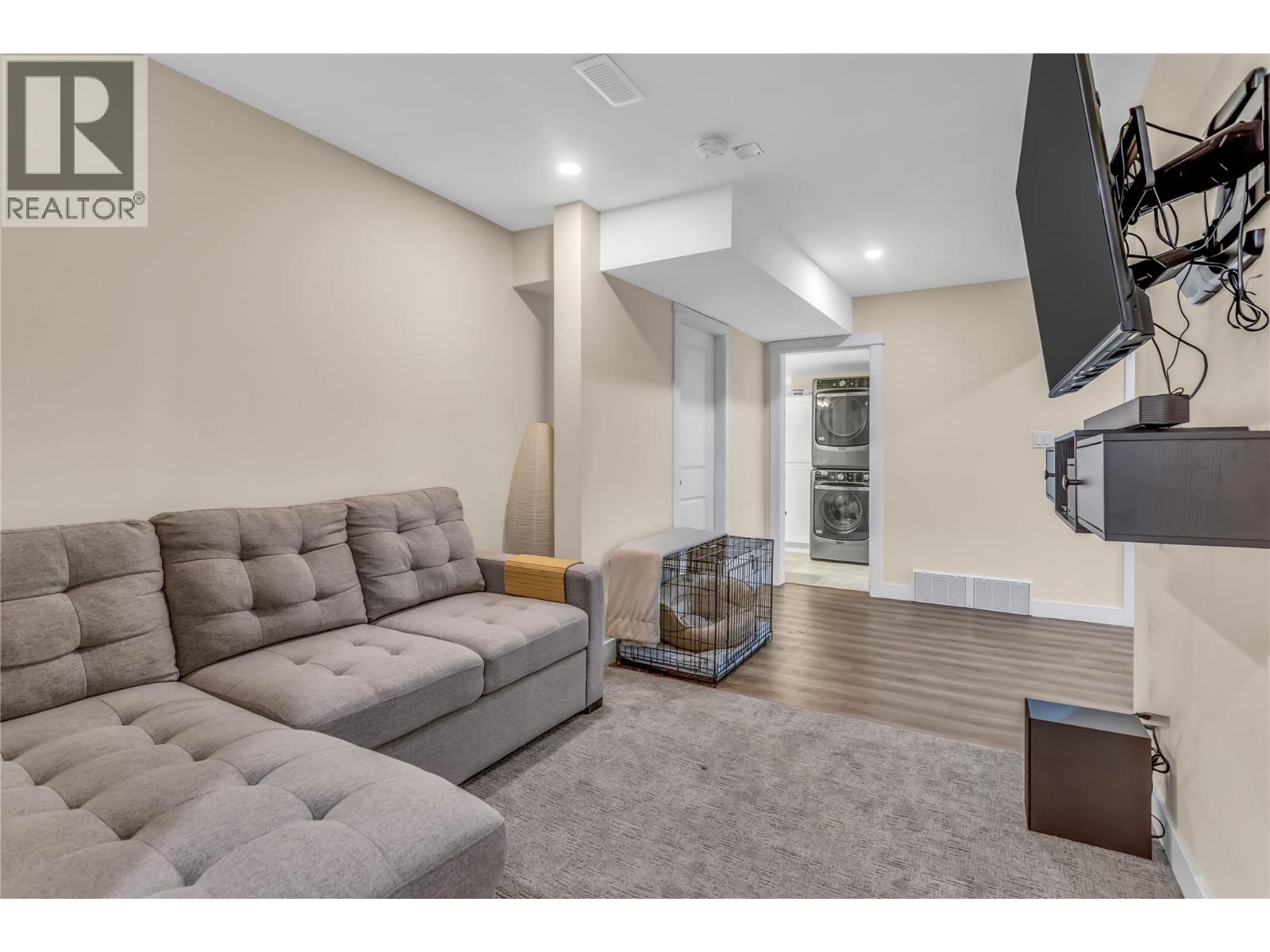 2621 Salmon River Road, Salmon Arm, British Columbia  V1E 3H8 - Photo 48 - 10384739