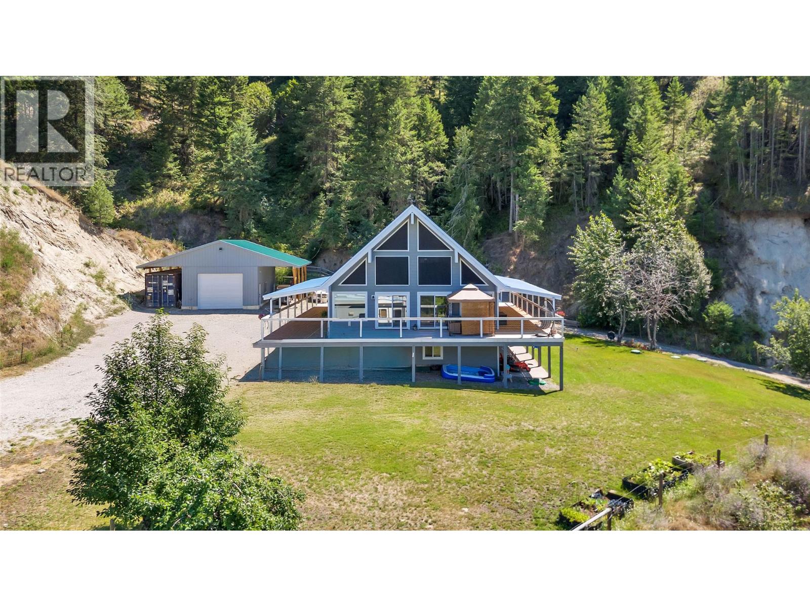 2621 Salmon River Road, Salmon Arm, British Columbia  V1E 3H8 - Photo 5 - 10384739