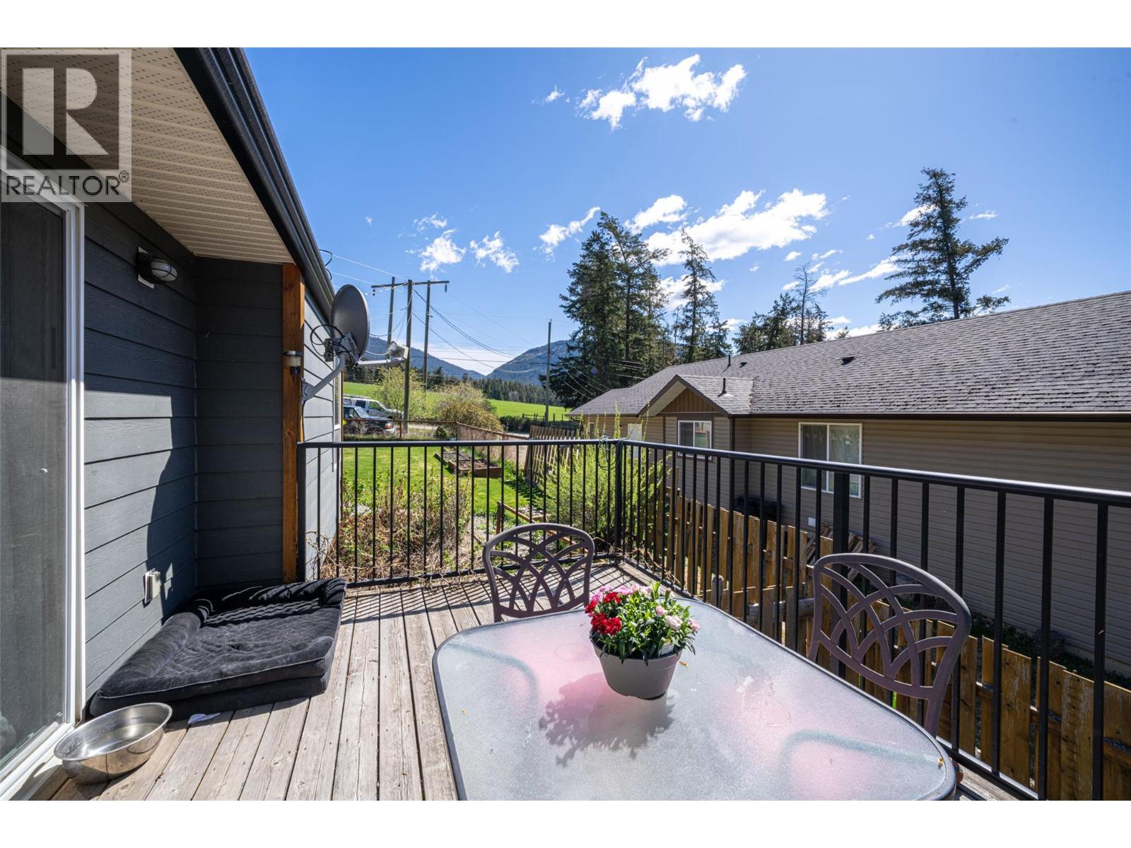 5654 Lynes Road, Falkland, British Columbia  V0E 1W0 - Photo 34 - 10384832