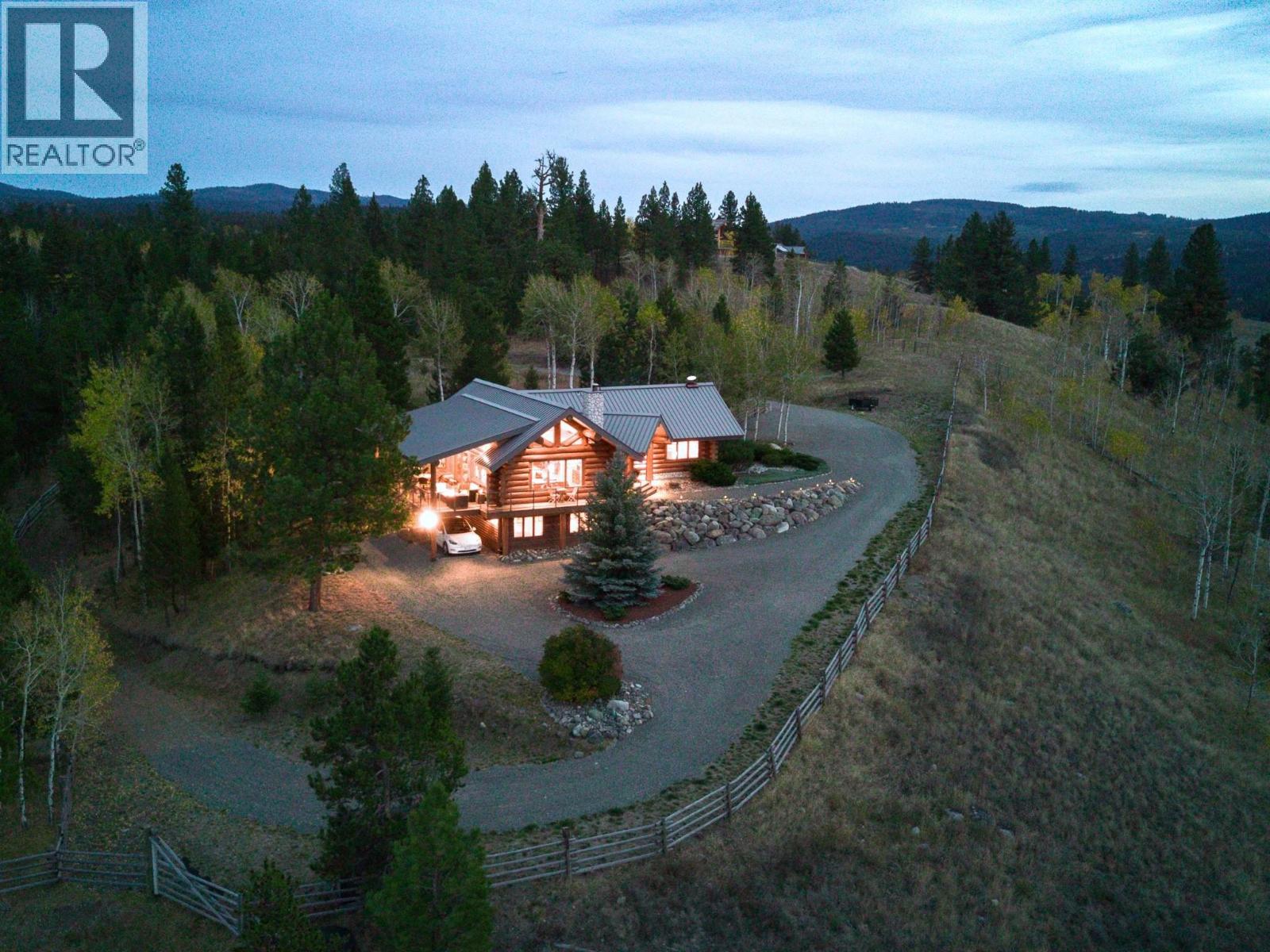 4840 Merritt Princeton Highway, Merritt, British Columbia  V1K 1B8 - Photo 2 - 10384091