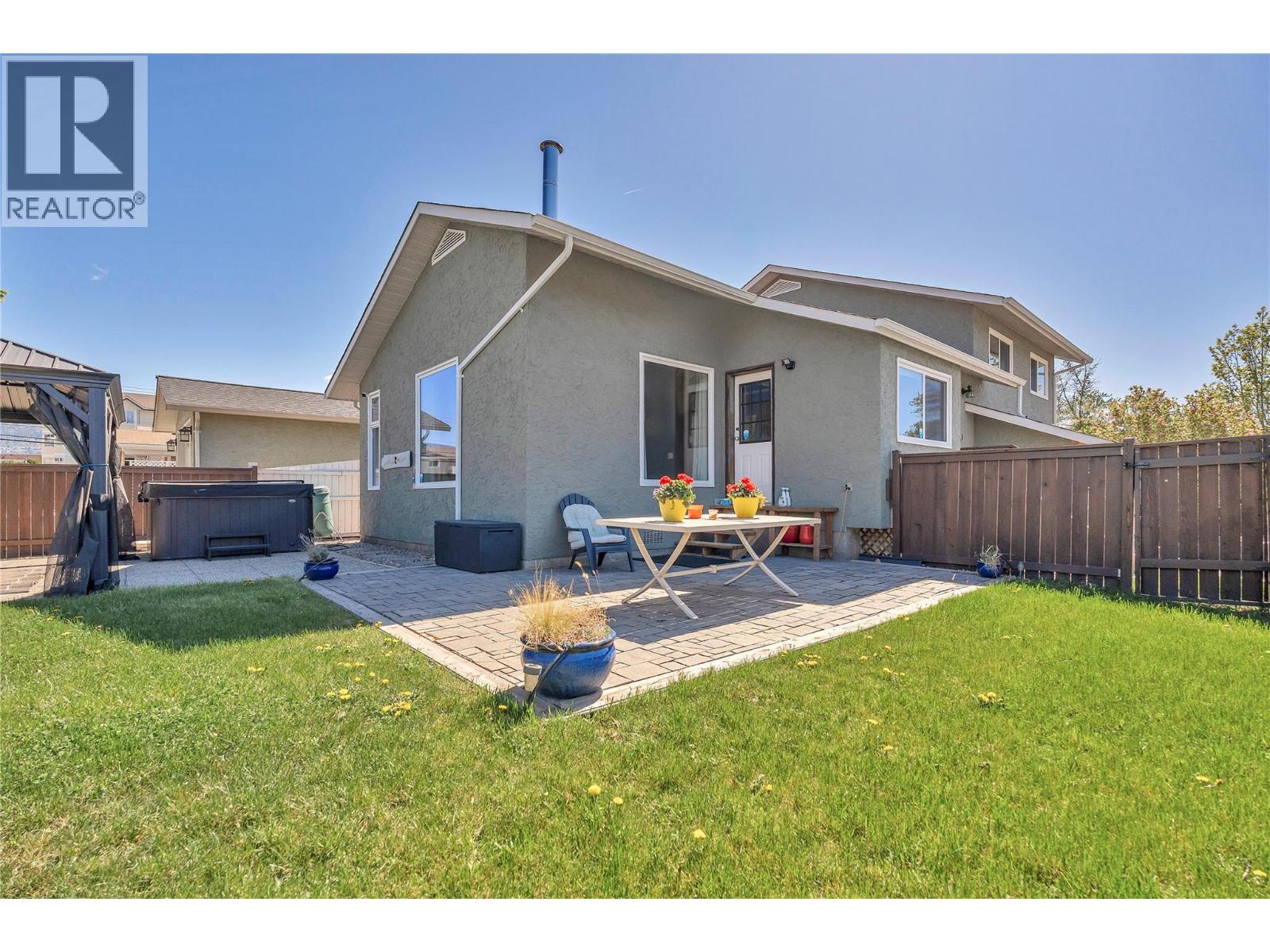196 Troy Court, Penticton, British Columbia  V2A 7L4 - Photo 7 - 10385075