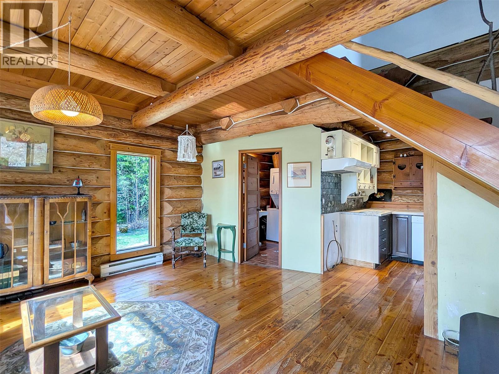 8907 Martens Road, Slocan, British Columbia  V0G 2C0 - Photo 10 - 10384864