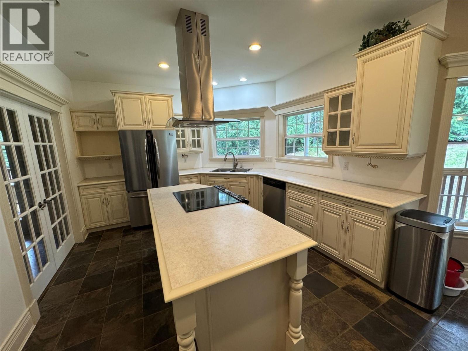 6016 Athelston-Hartford Road, Grand Forks, British Columbia  V0H 1H5 - Photo 7 - 10385090