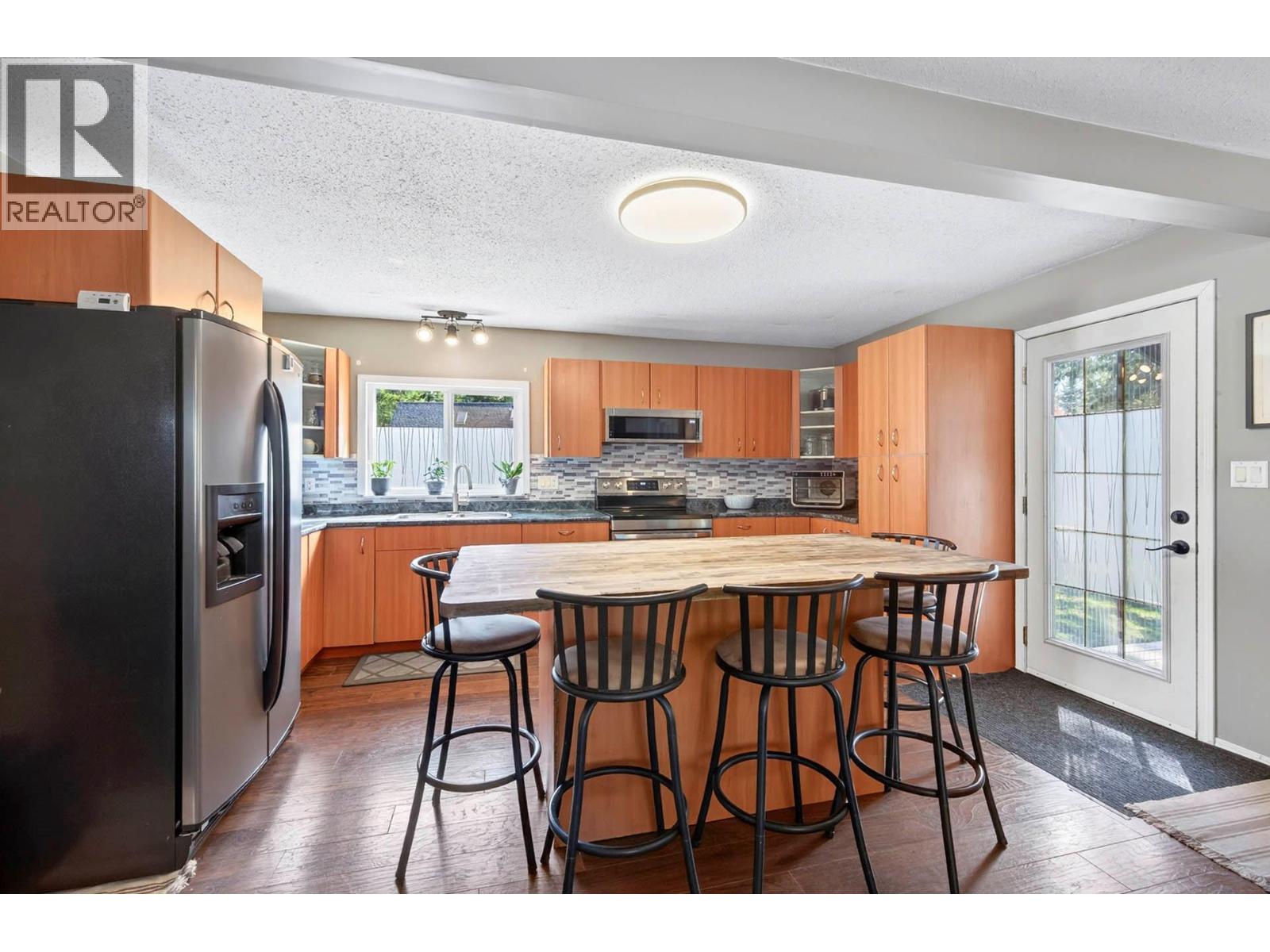 115 Norfolk Road, Clearwater, British Columbia  V0E 1N1 - Photo 3 - 10384087