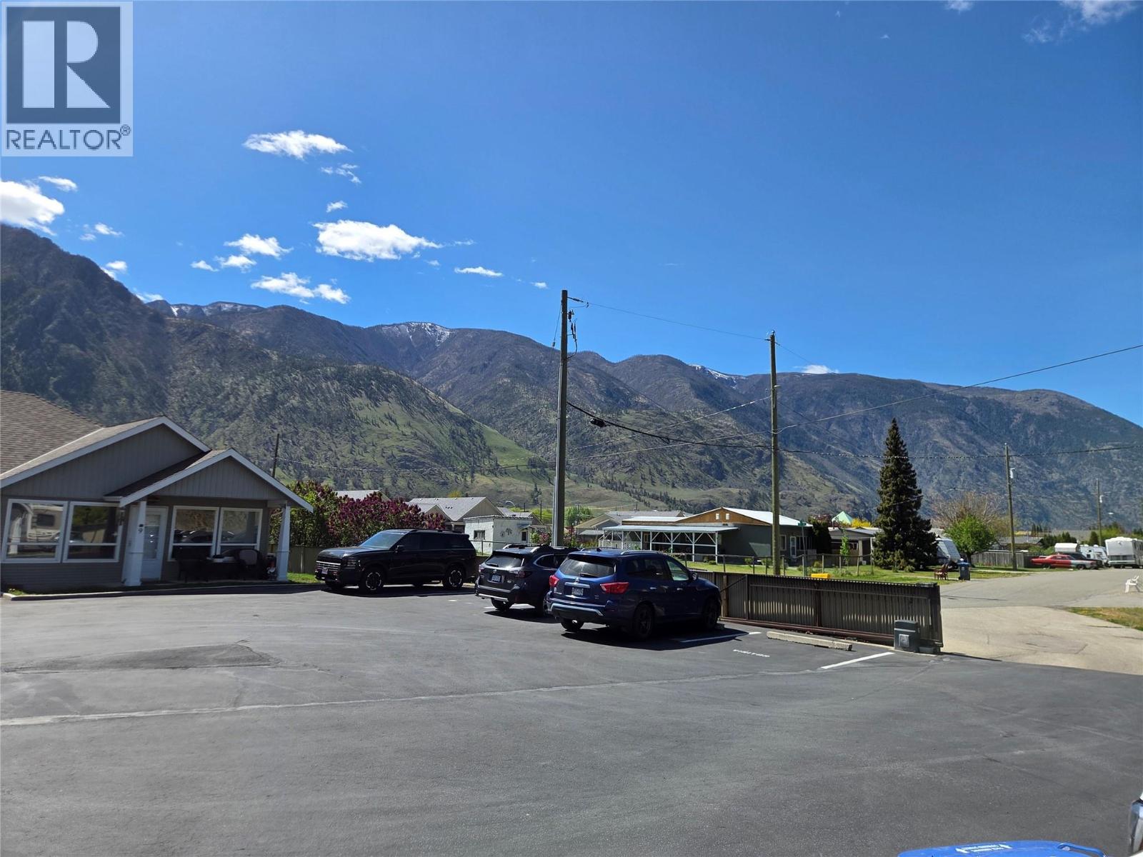 601 9th Street Unit# 2, Keremeos, British Columbia  V0X 1N3 - Photo 10 - 10385104